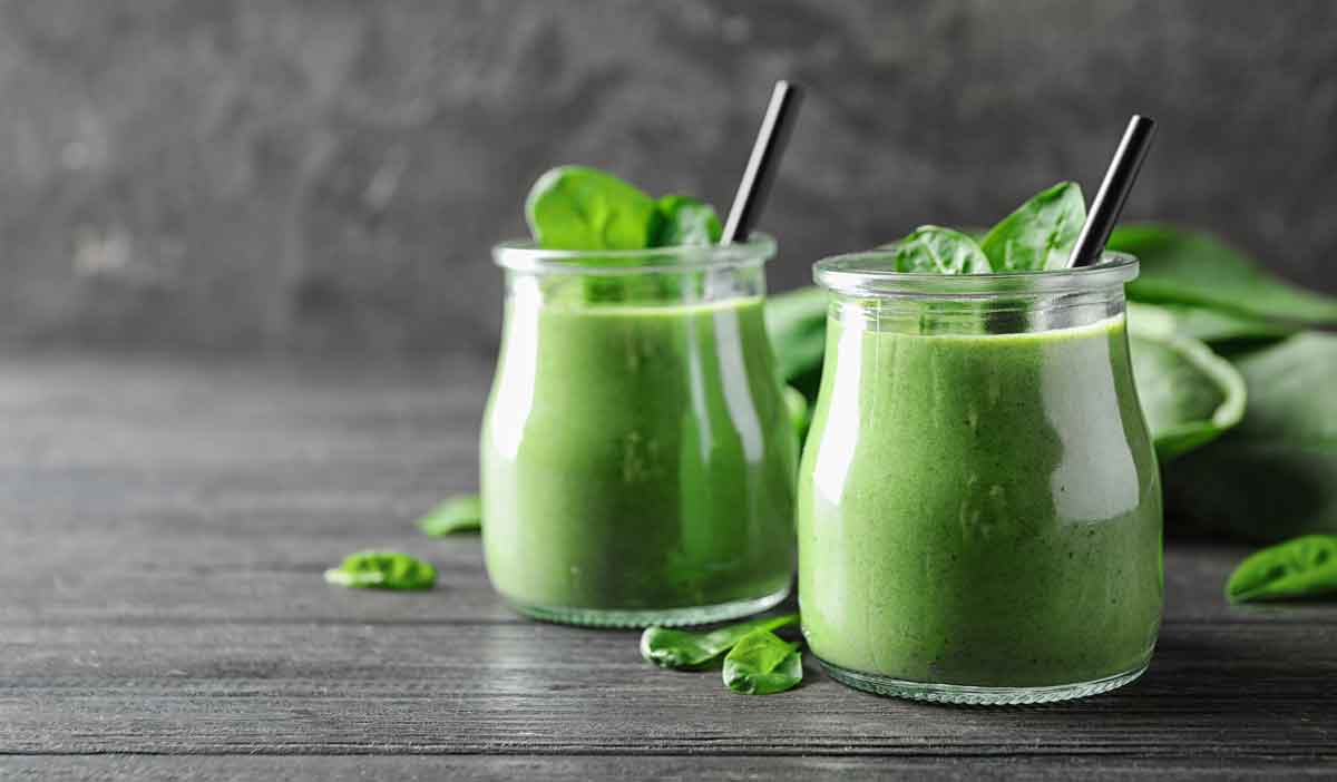 A Green Gut-Healing Smoothie